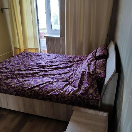 Cozy one bedroom apartment Kijów Zewnętrze zdjęcie